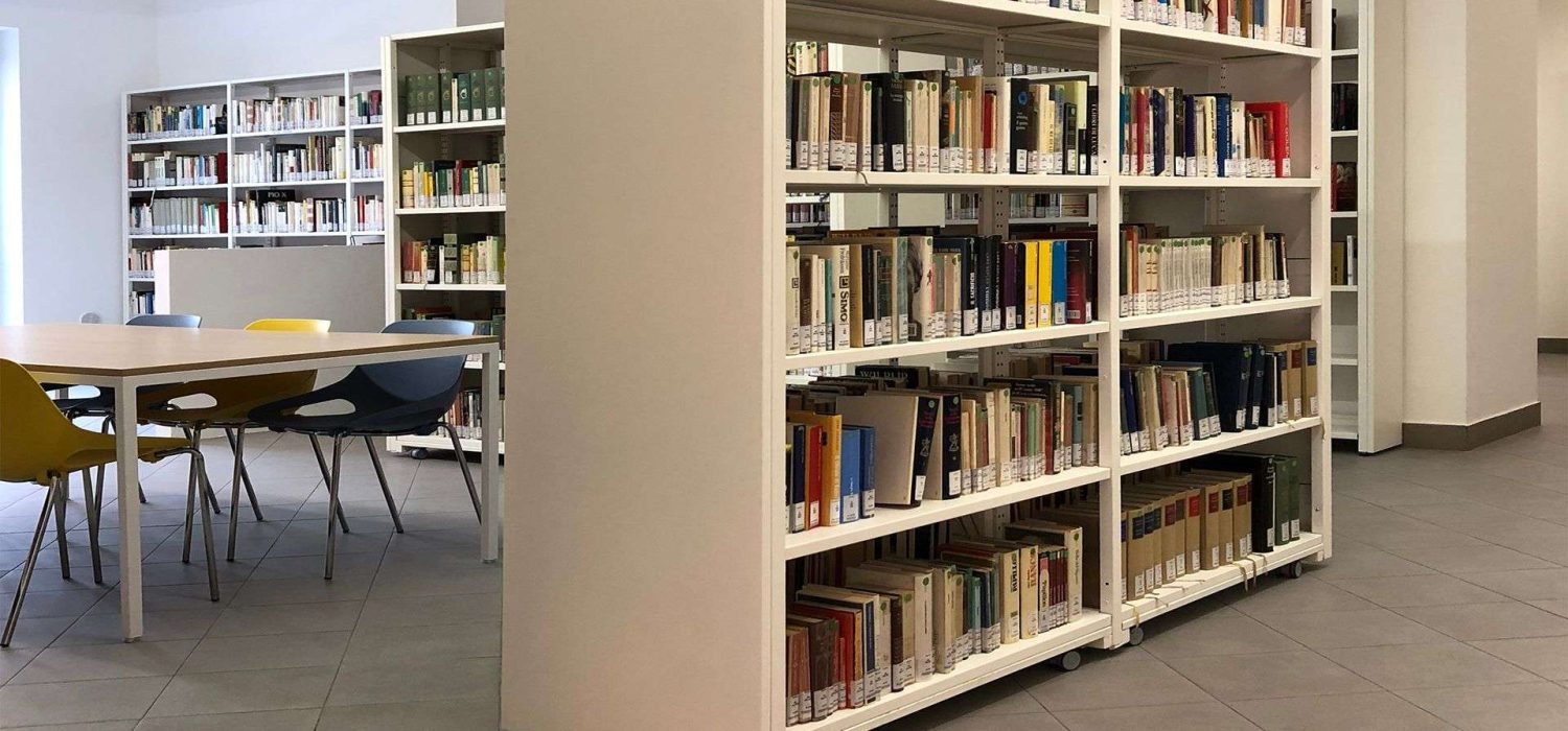 Avviso di chiusura della biblioteca comunale in occasione delle festività natalizie